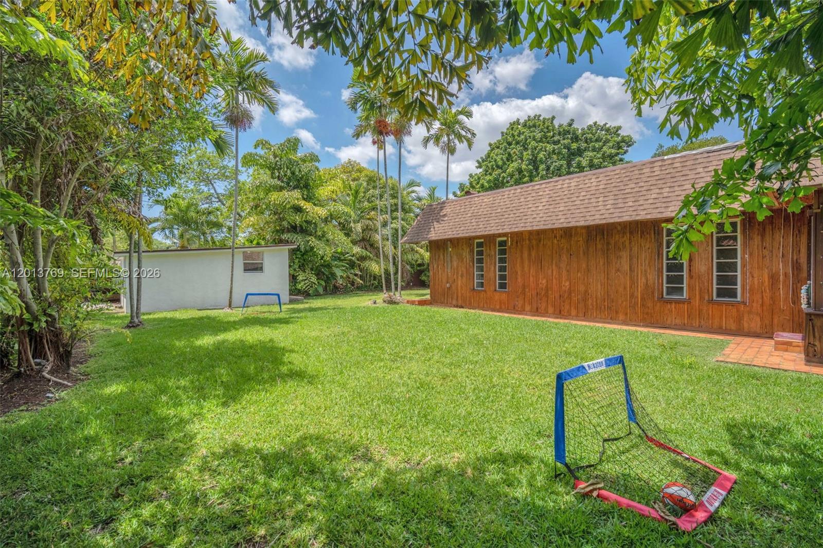 TUTTLES SUB - Residential Lease