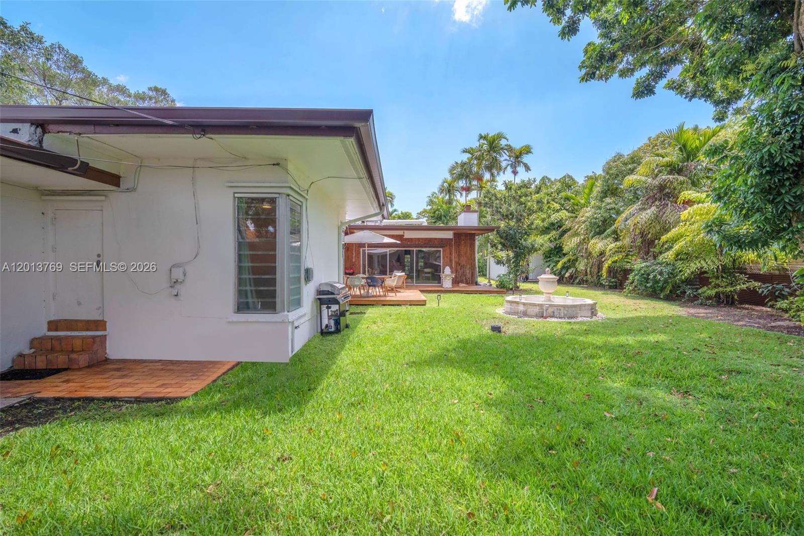 TUTTLES SUB - Residential Lease