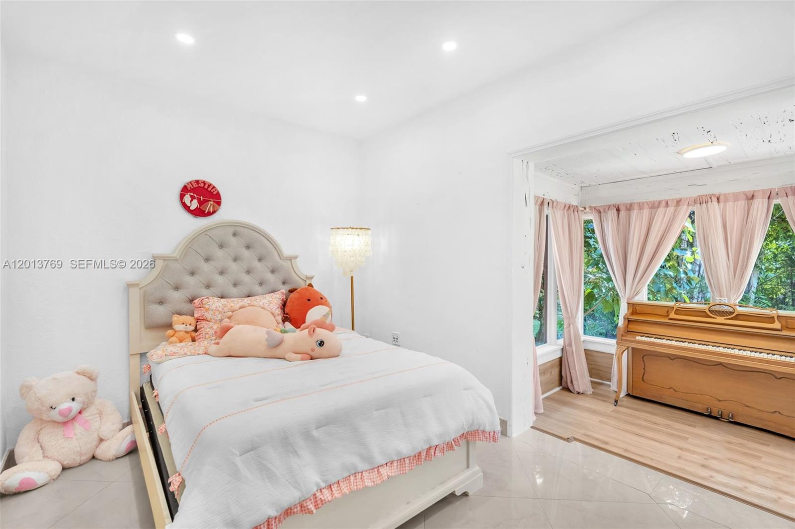 TUTTLES SUB - Residential Lease