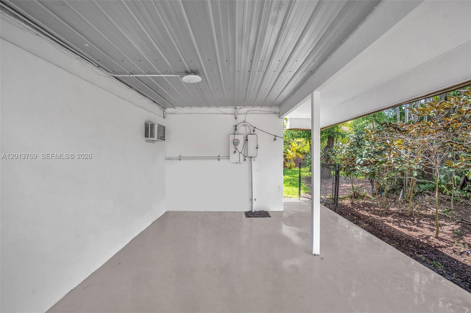 TUTTLES SUB - Residential Lease