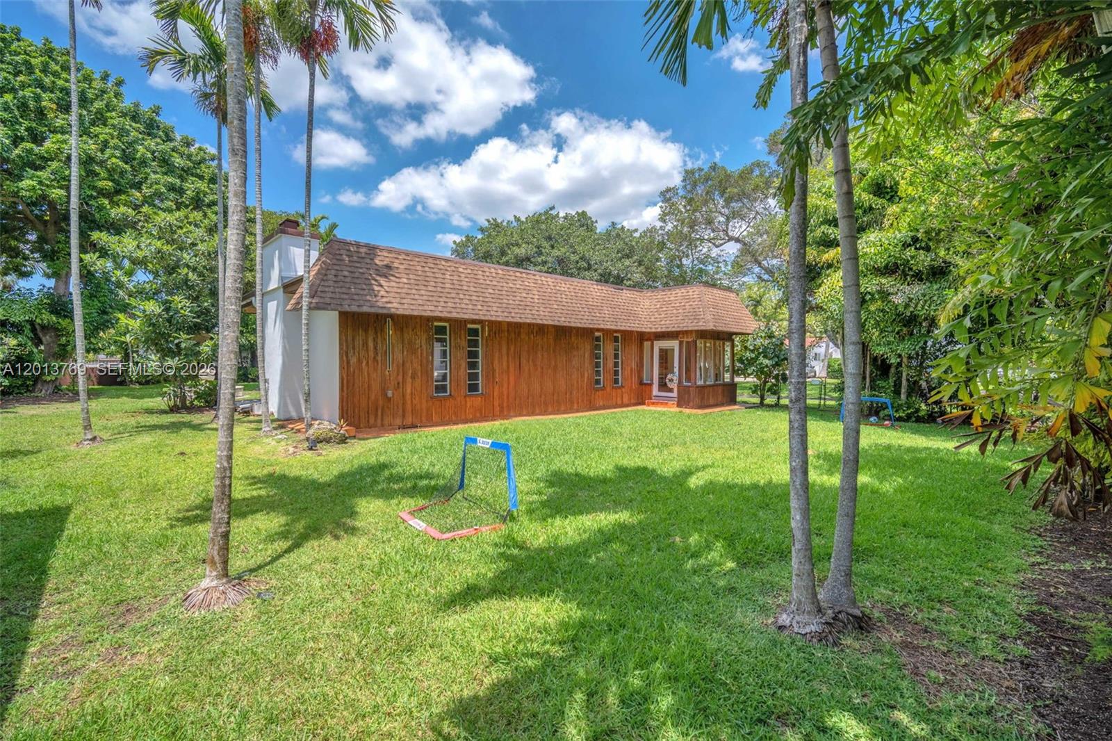 TUTTLES SUB - Residential Lease