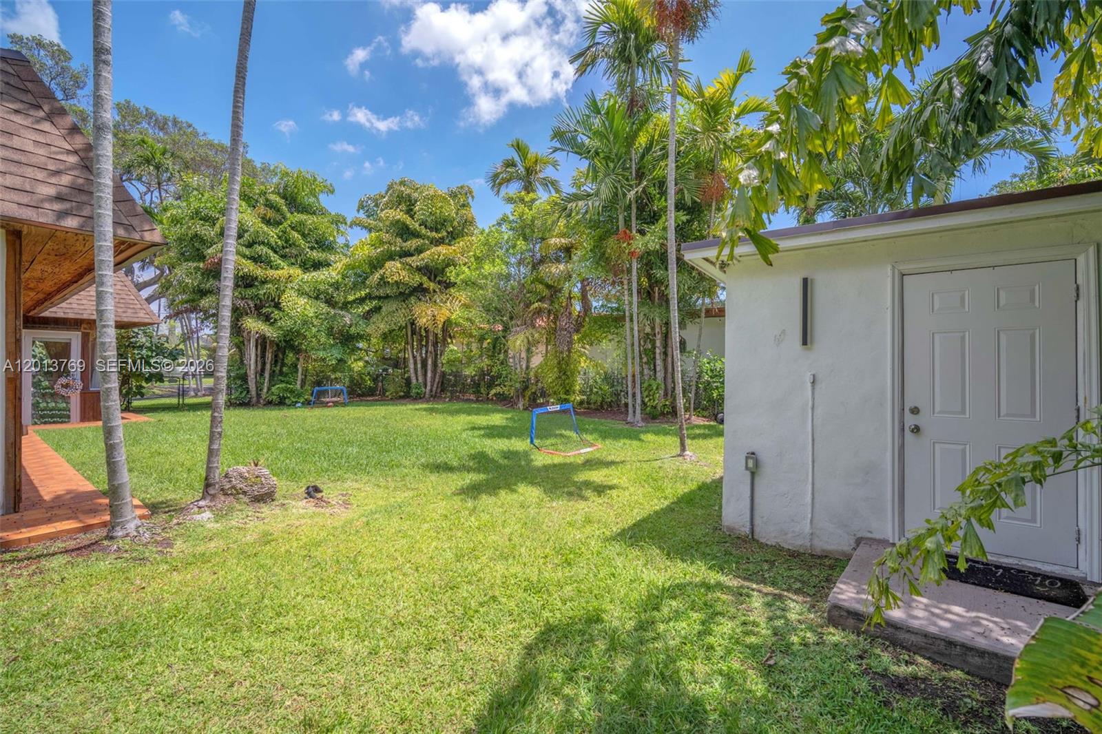 TUTTLES SUB - Residential Lease