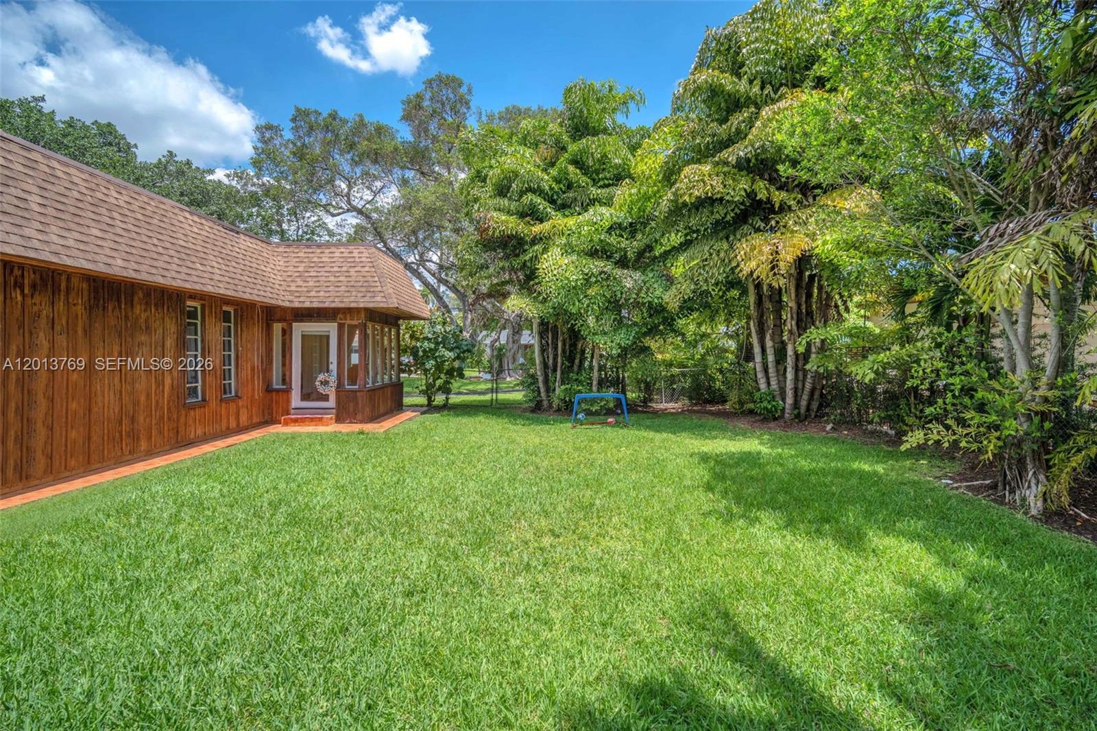 TUTTLES SUB - Residential Lease