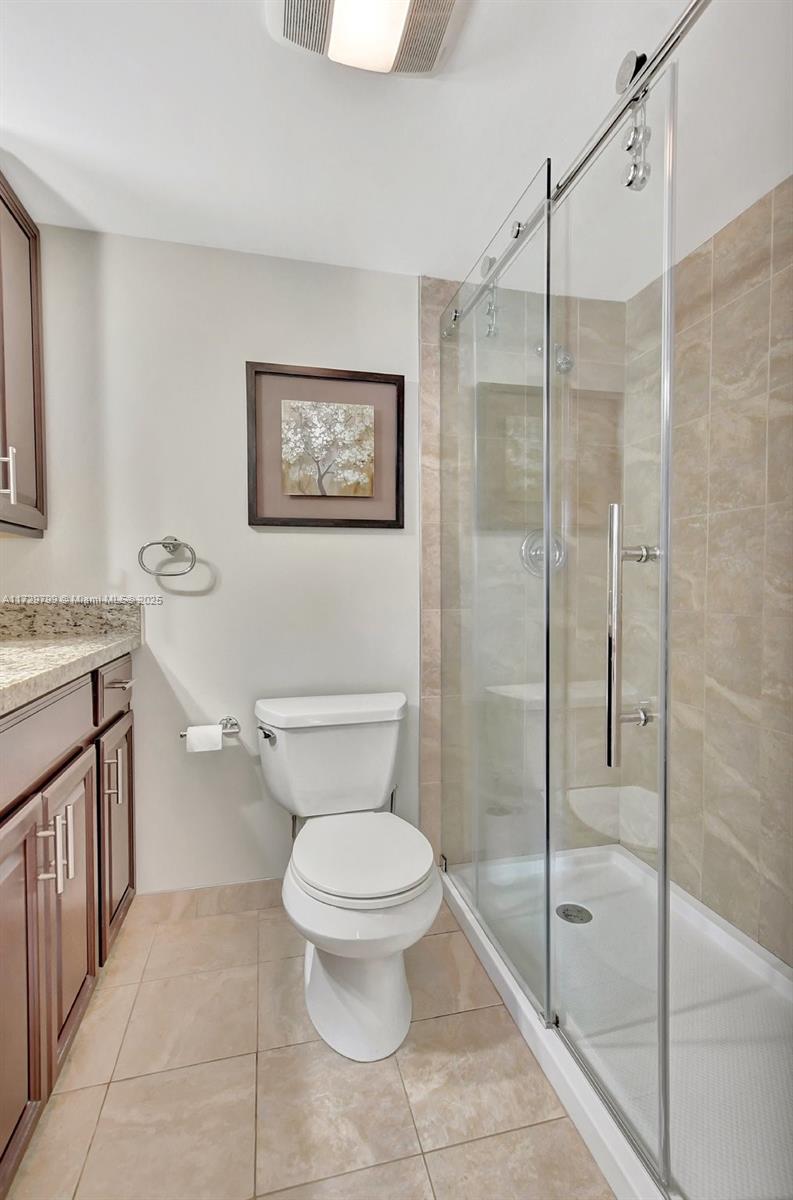 CAMBRIDGE C CONDO - Residential