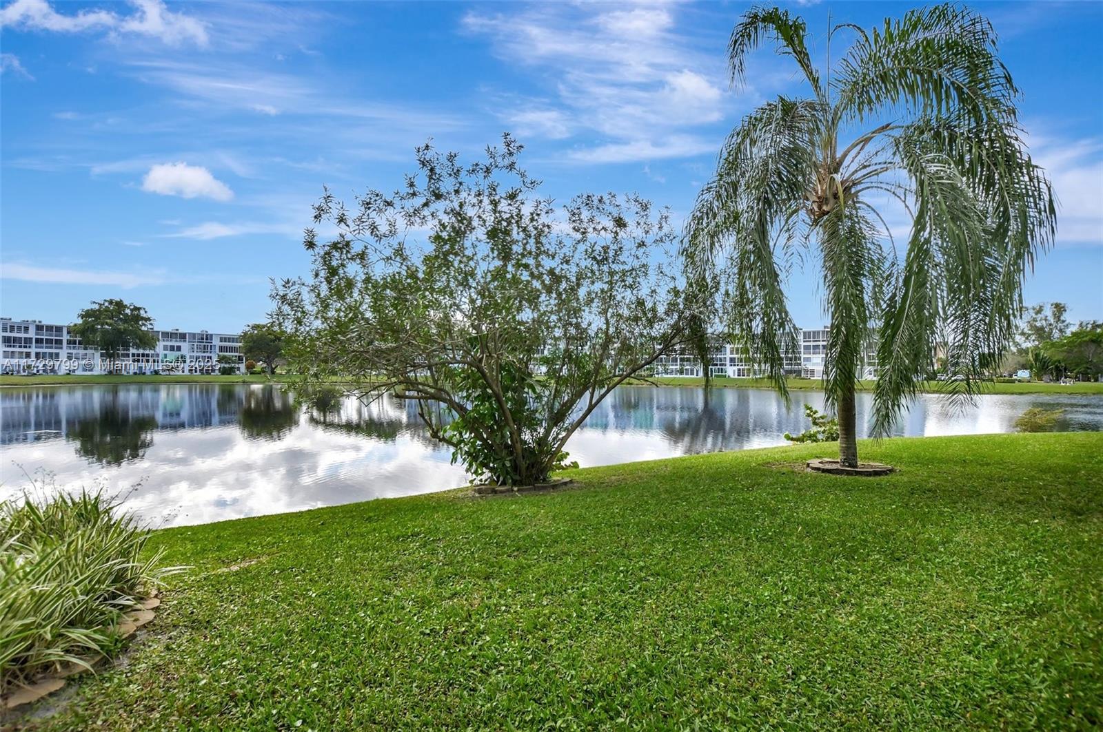 CAMBRIDGE C CONDO - Residential