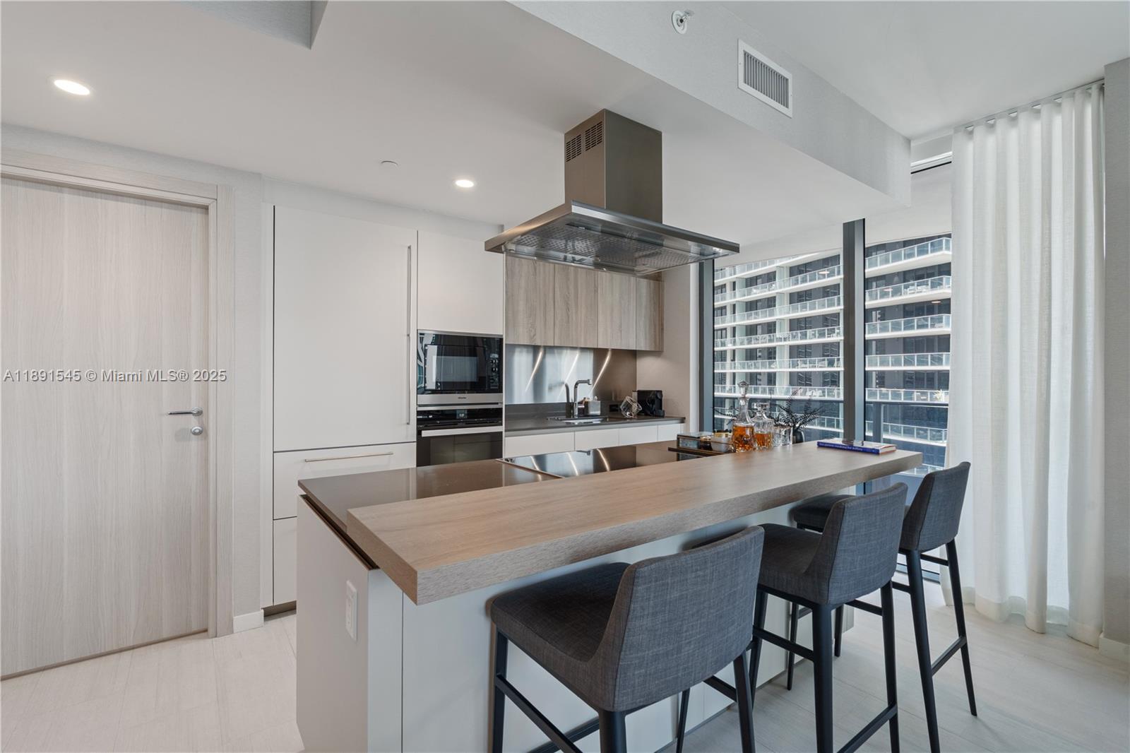 BRICKELL FLATIRON CONDO - Residential