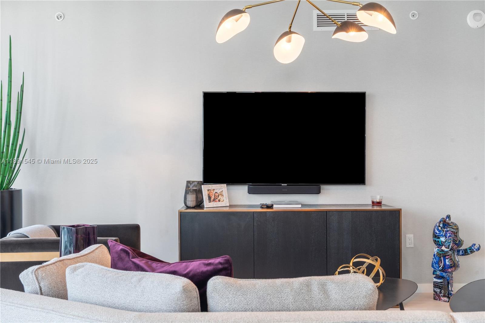 BRICKELL FLATIRON CONDO - Residential