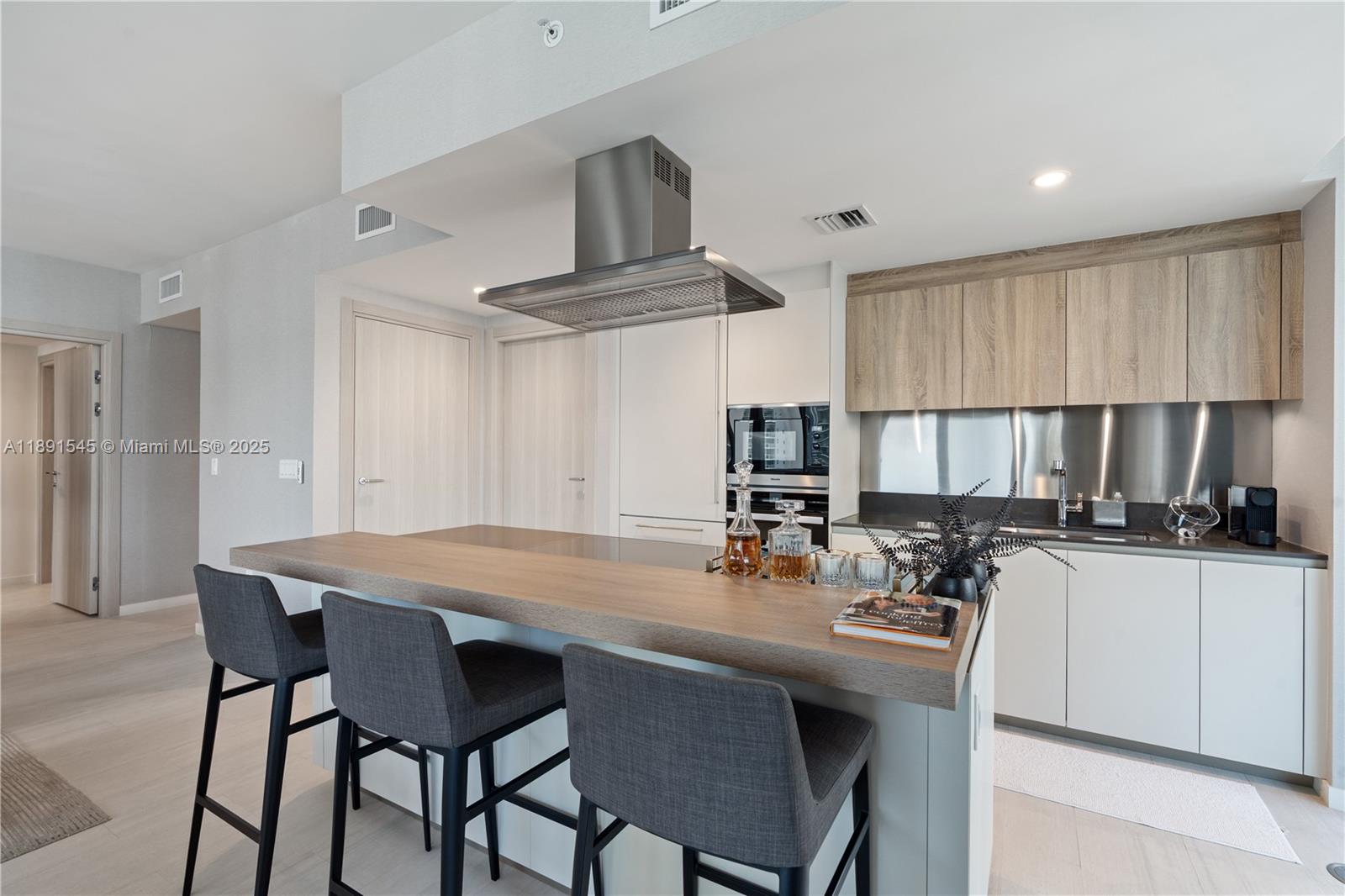 BRICKELL FLATIRON CONDO - Residential