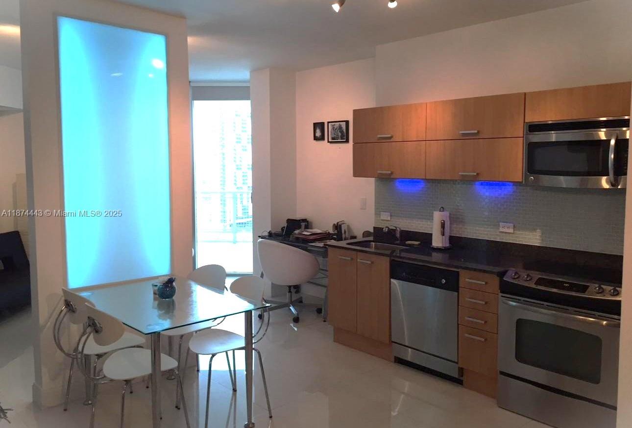 350 S Miami Ave 2207