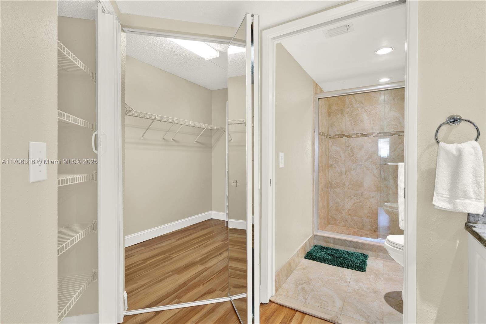 SUFFOLK AT CENTURY VILLAG - Residential