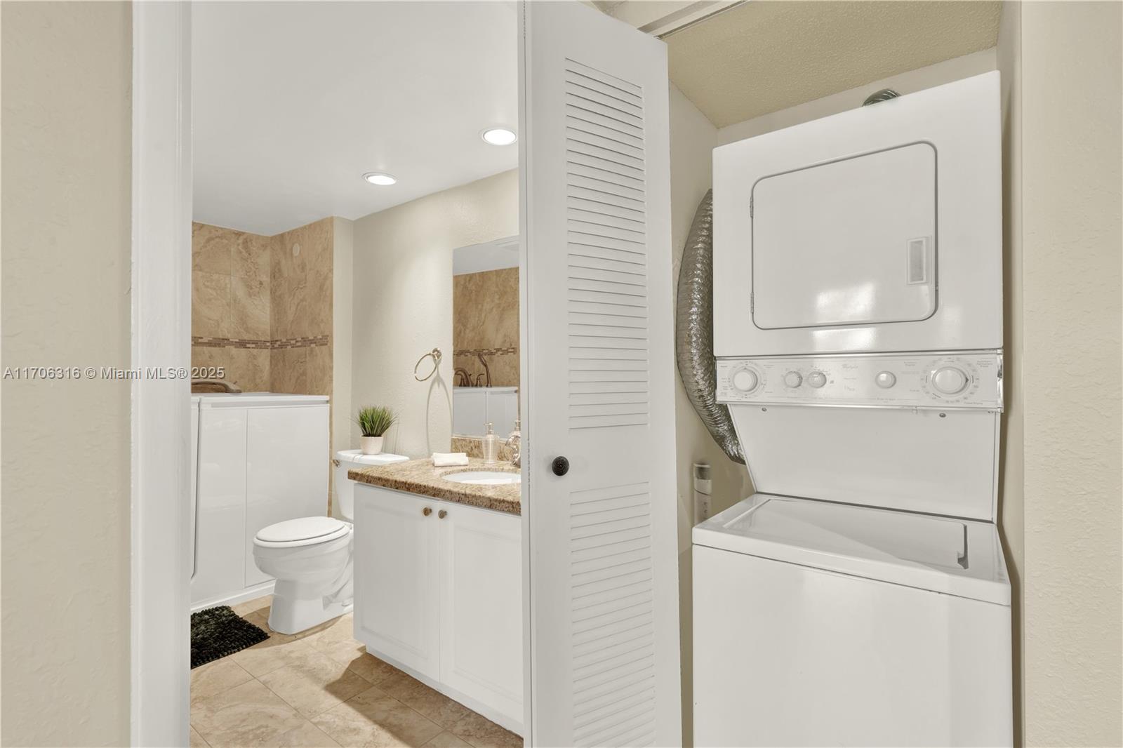 SUFFOLK AT CENTURY VILLAG - Residential