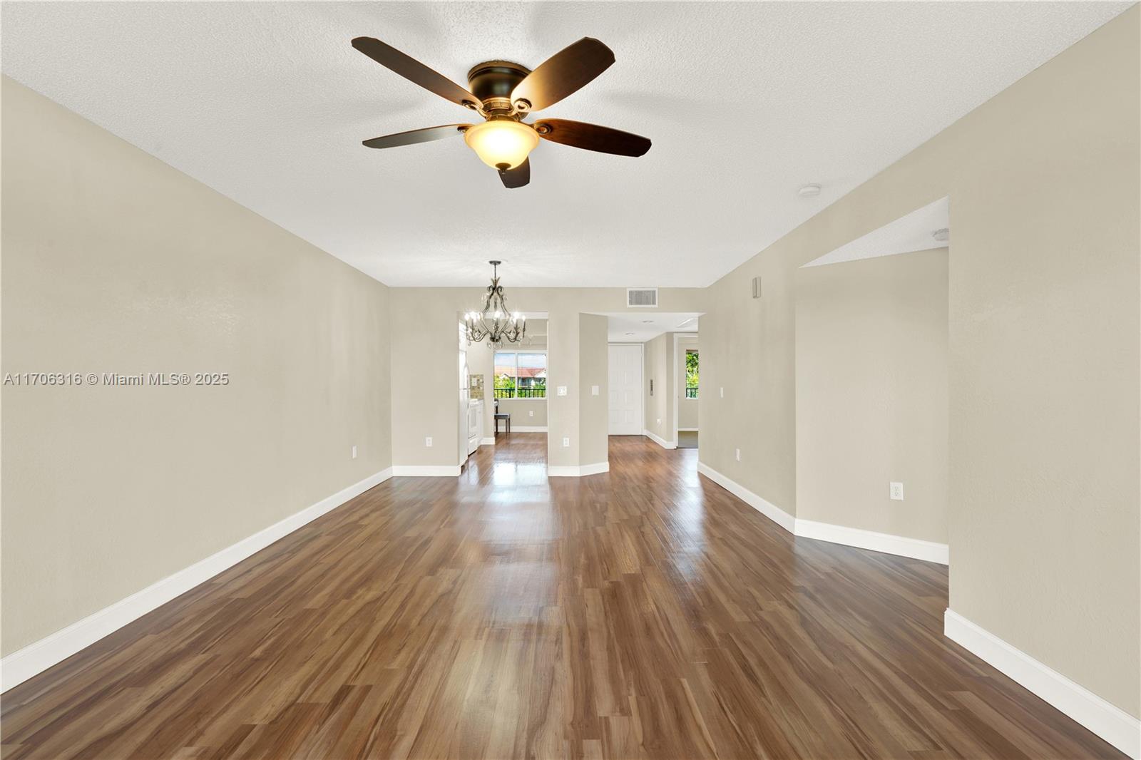 SUFFOLK AT CENTURY VILLAG - Residential