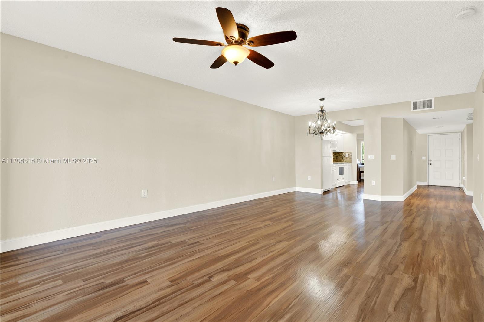 SUFFOLK AT CENTURY VILLAG - Residential