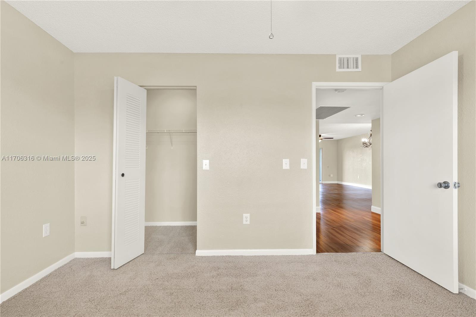 SUFFOLK AT CENTURY VILLAG - Residential