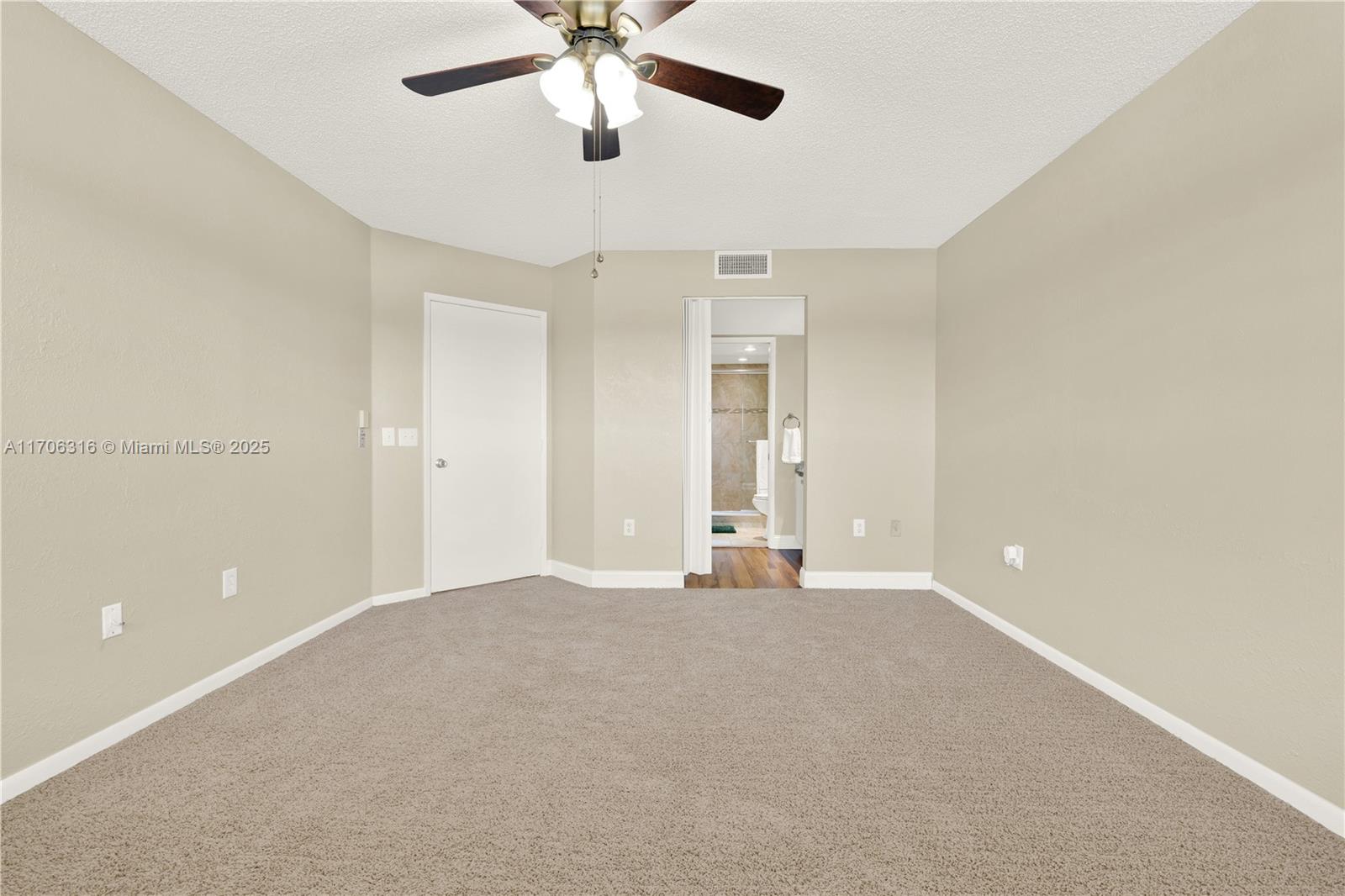 SUFFOLK AT CENTURY VILLAG - Residential