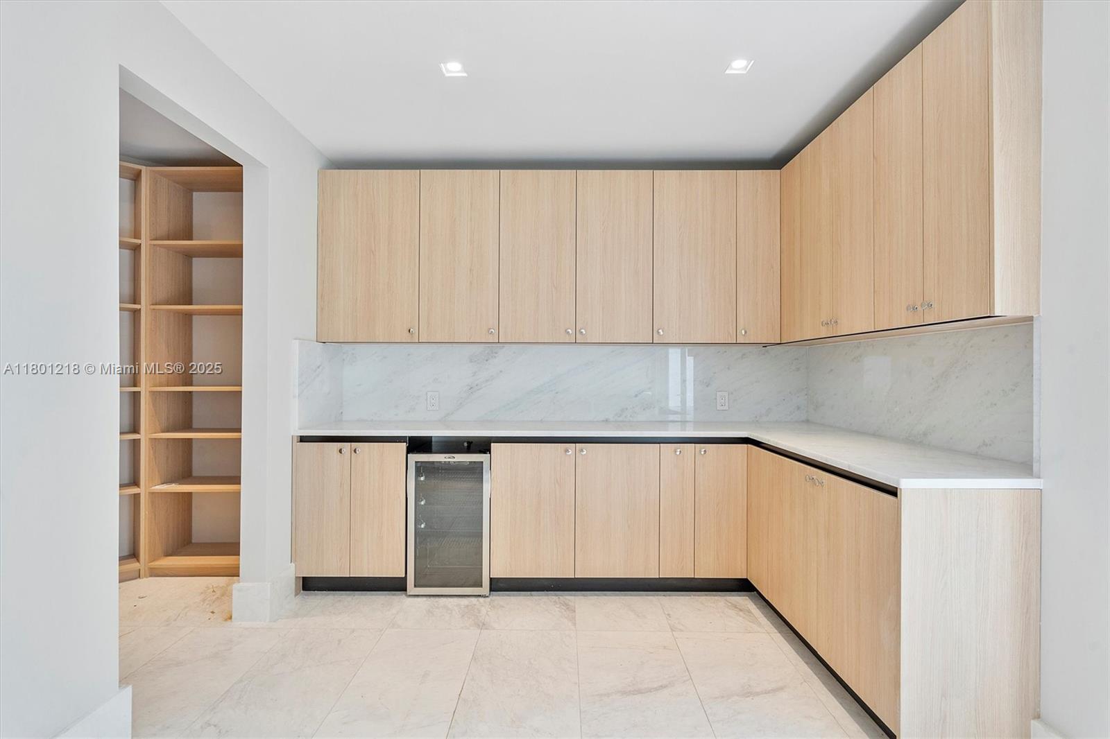 OAK HAVEN SEC 2 - Residential Lease