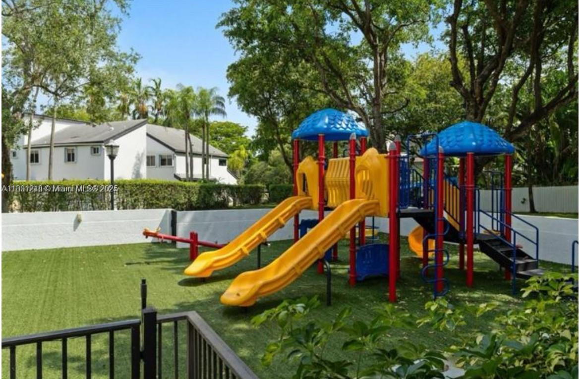 OAK HAVEN SEC 2 - Residential Lease