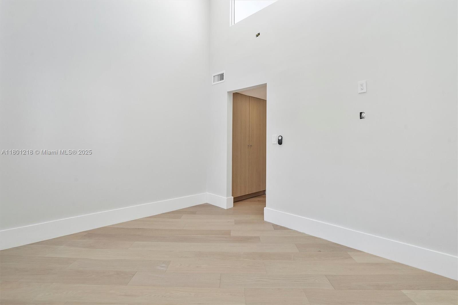 OAK HAVEN SEC 2 - Residential Lease