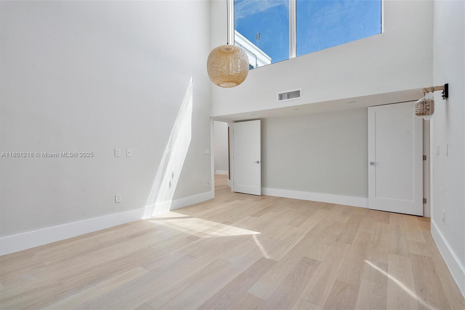 OAK HAVEN SEC 2 - Residential Lease