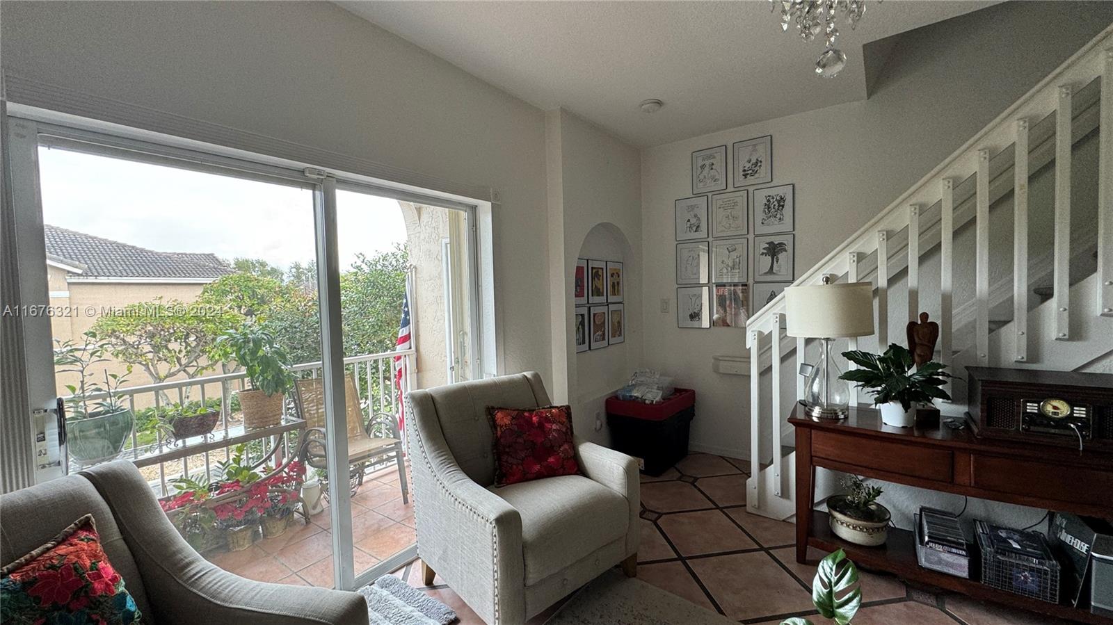 LAS BRISAS AT DORAL CONDO - Residential