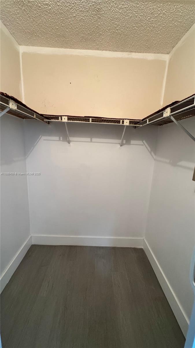 LAGO GRANDE CONDO SIX-B - Residential