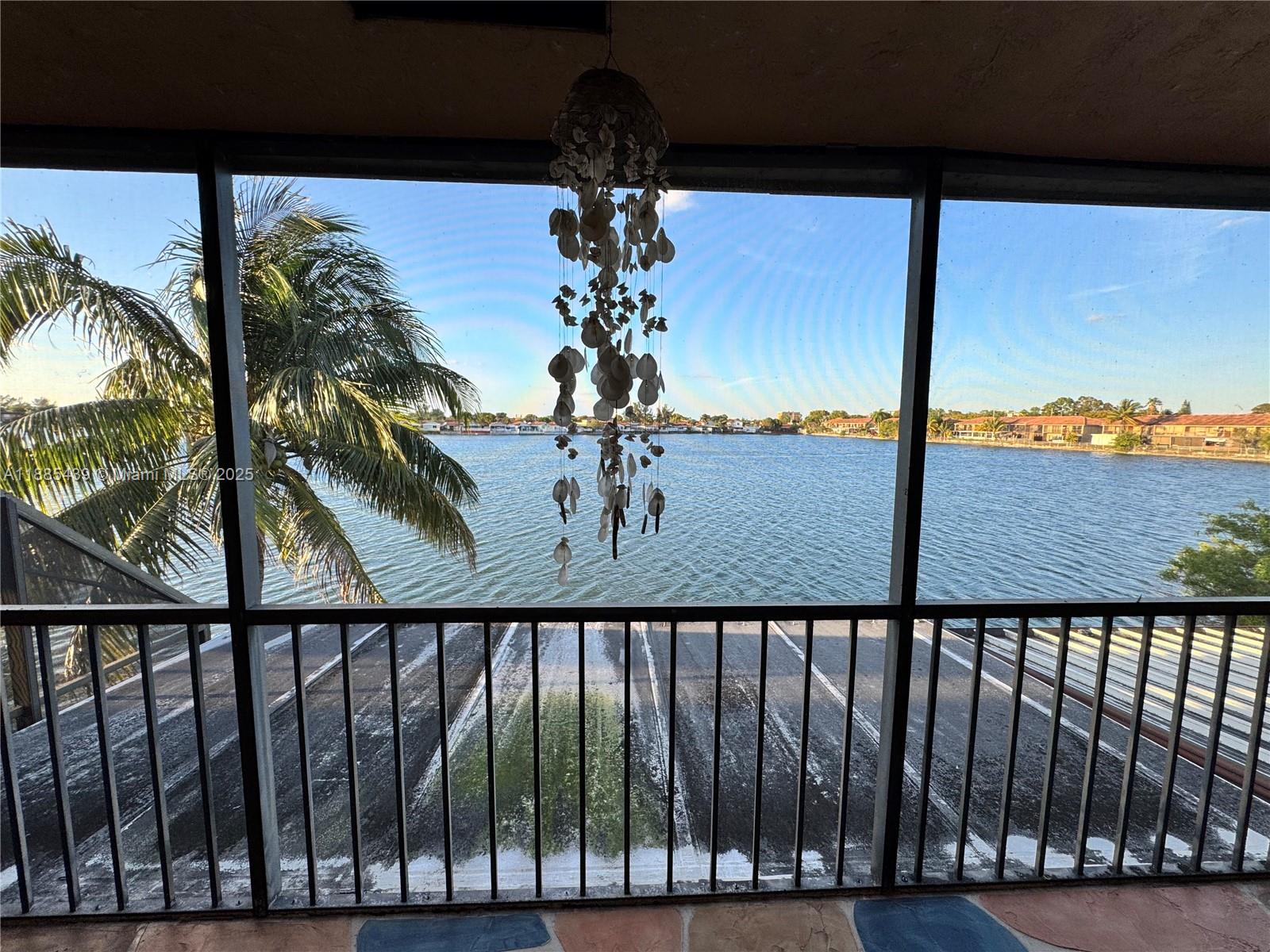 LAGO GRANDE CONDO SIX-B - Residential