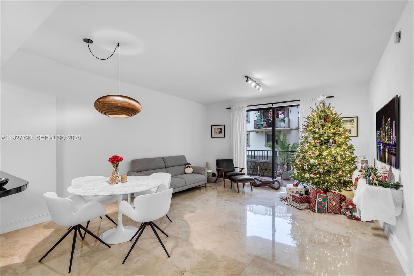 VILLAGE PARK CONDO - Residential Lease