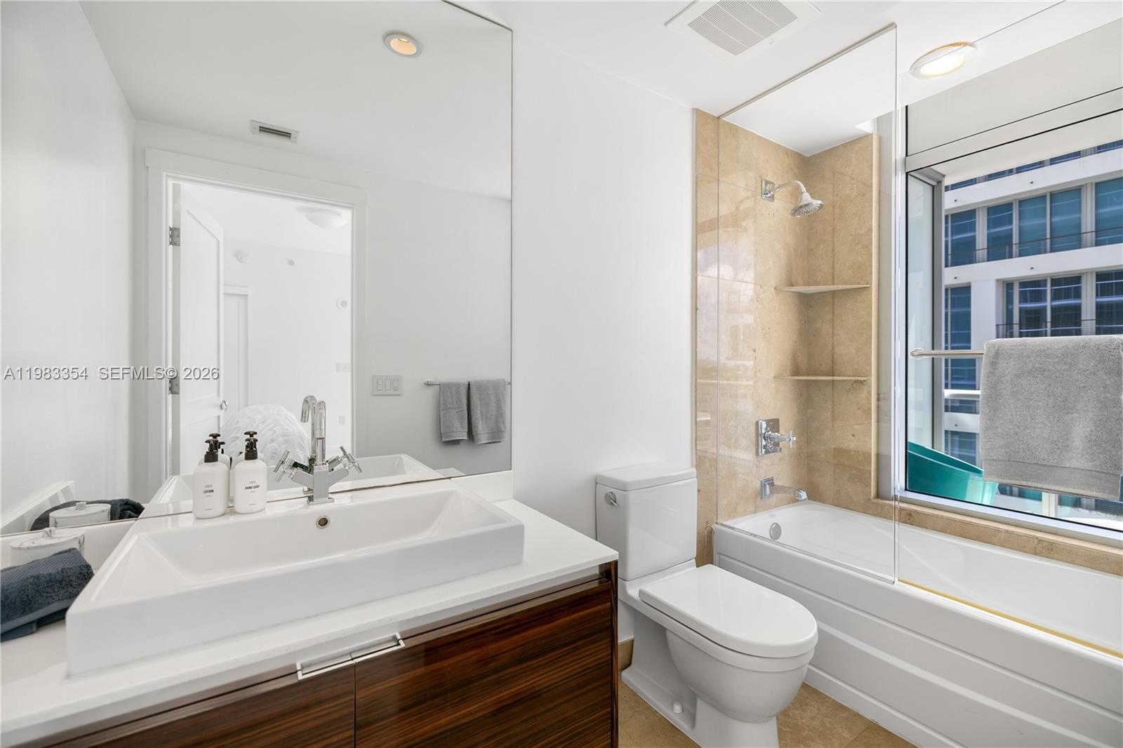 THE CARIBBEAN CONDO - Residential