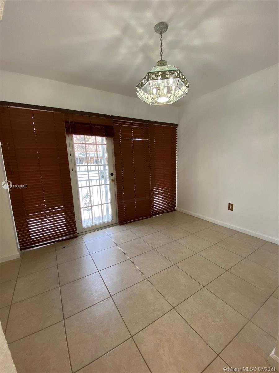 COLORAMA ESTATES - Residential Lease