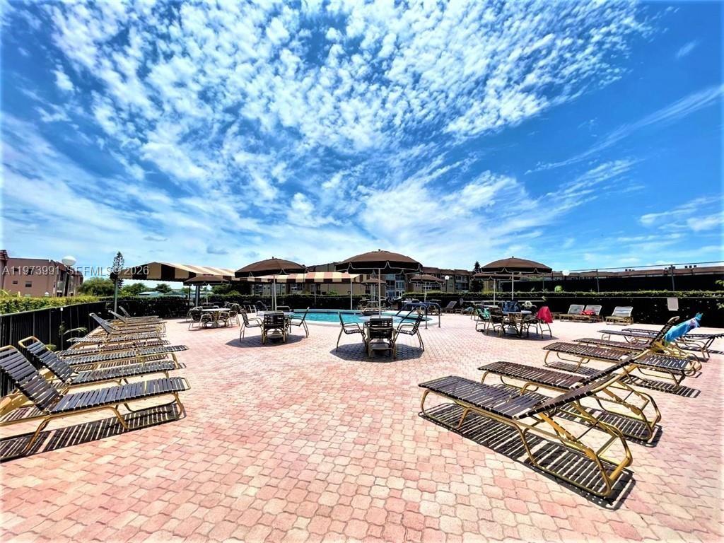 SUNRISE LAKES 153 CONDO - Residential