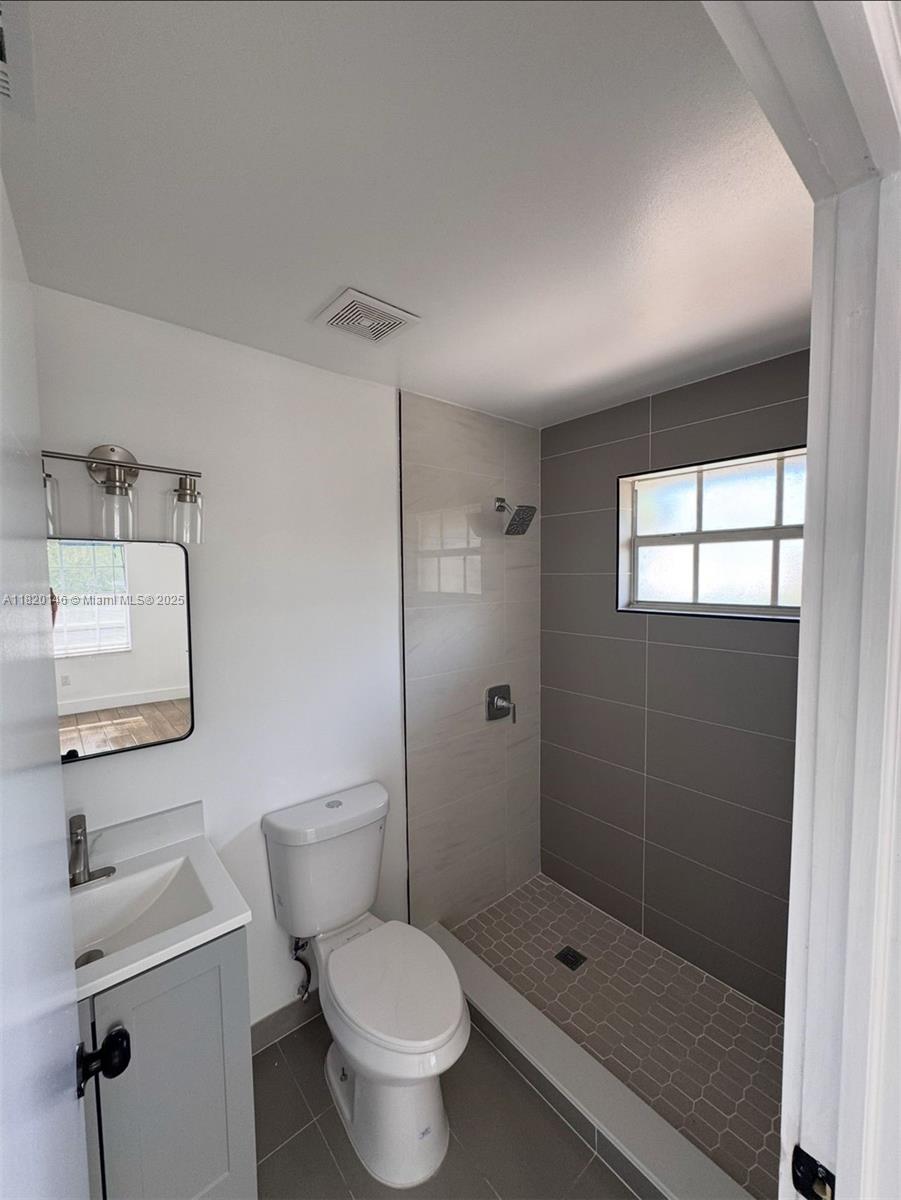 PEMDALE - Residential Lease