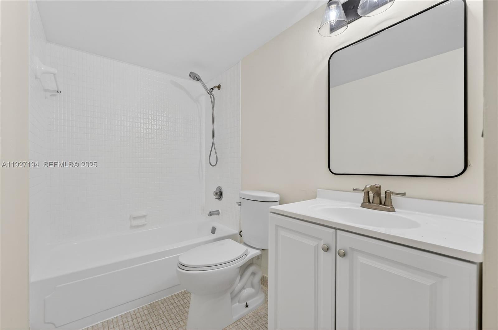 SPARROWS WALK CONDO - Residential Lease