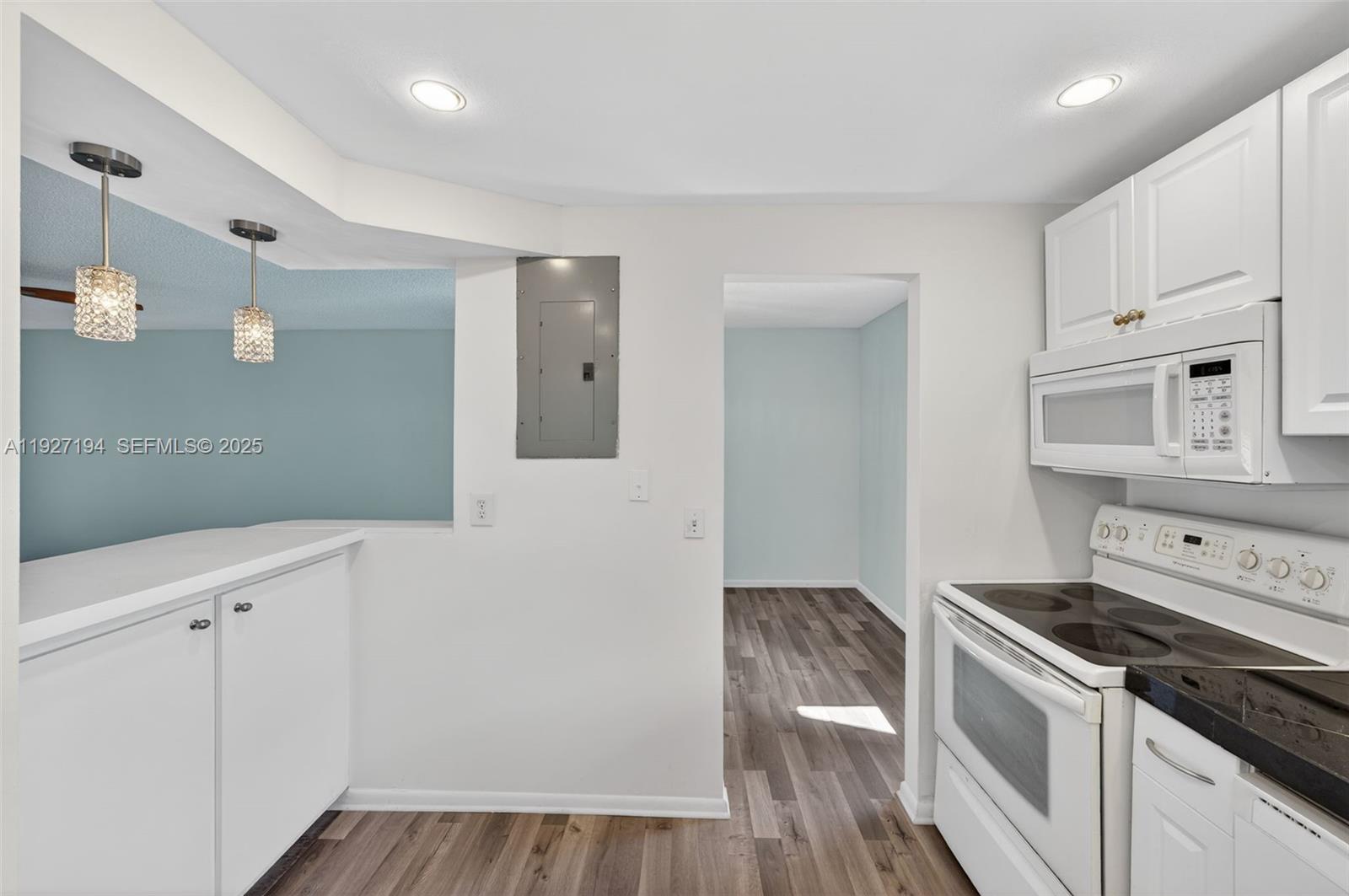 SPARROWS WALK CONDO - Residential Lease