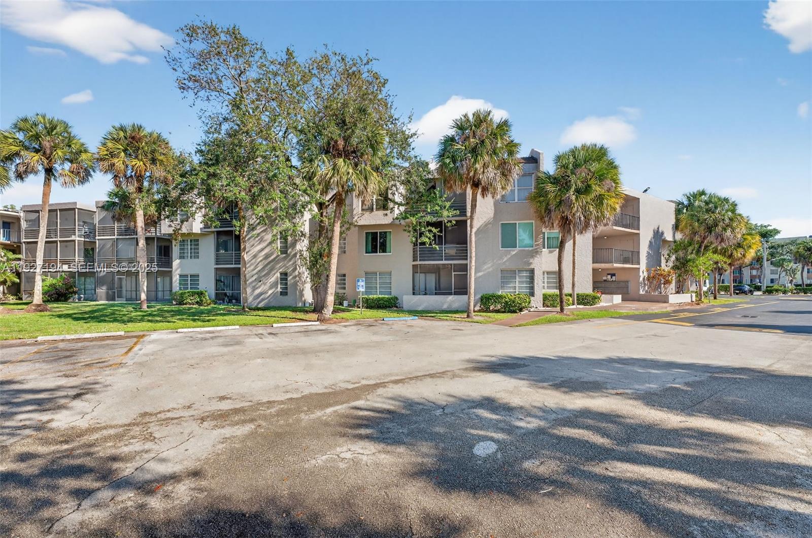 SPARROWS WALK CONDO - Residential Lease