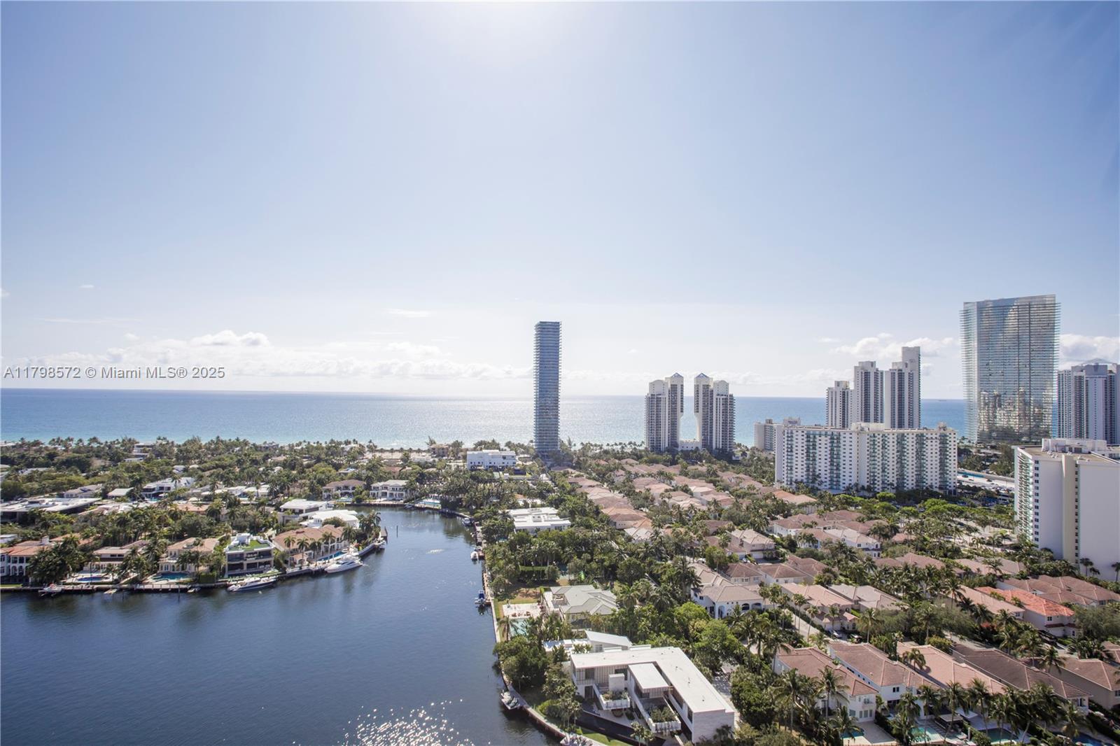 Property for Sale at 19667 Turnberry Way 27-K, Aventura, Miami-Dade County, Florida - Bedrooms: 2 
Bathrooms: 2  - $1,450,000