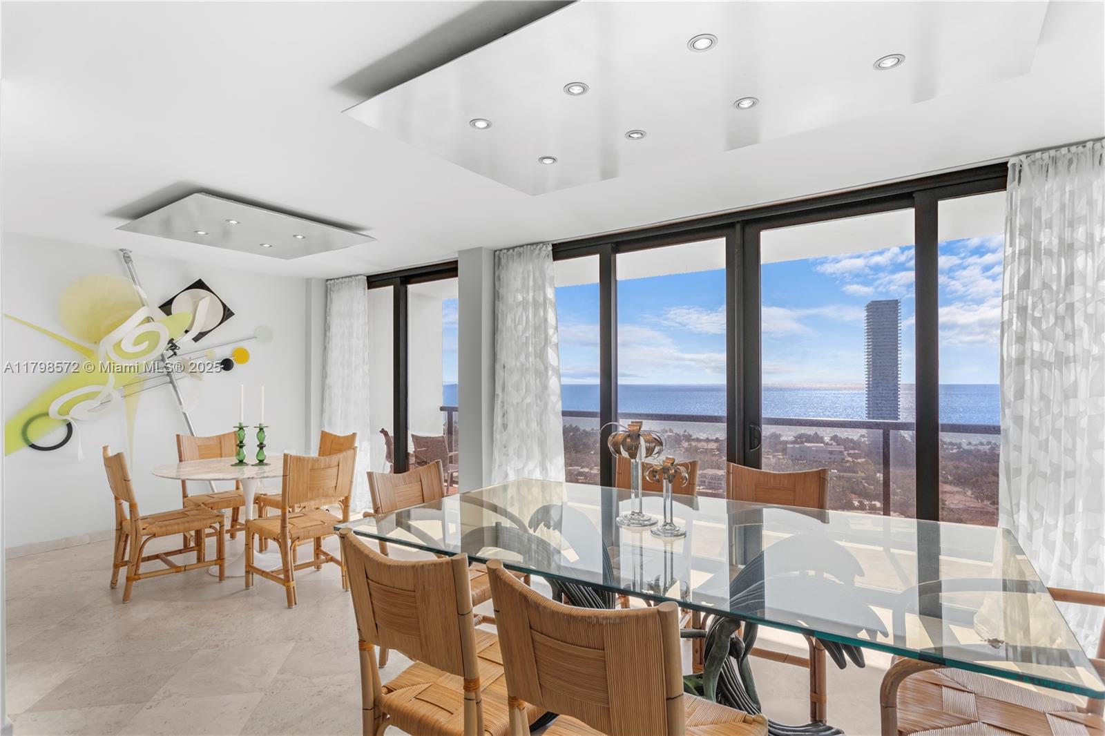 TURNBERRY ISLE SOUTH COND - Residential