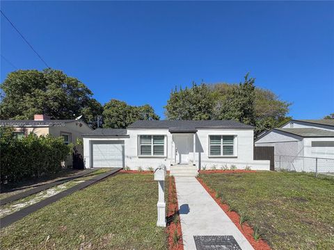 1319 NW 40th St Miami FL 33142