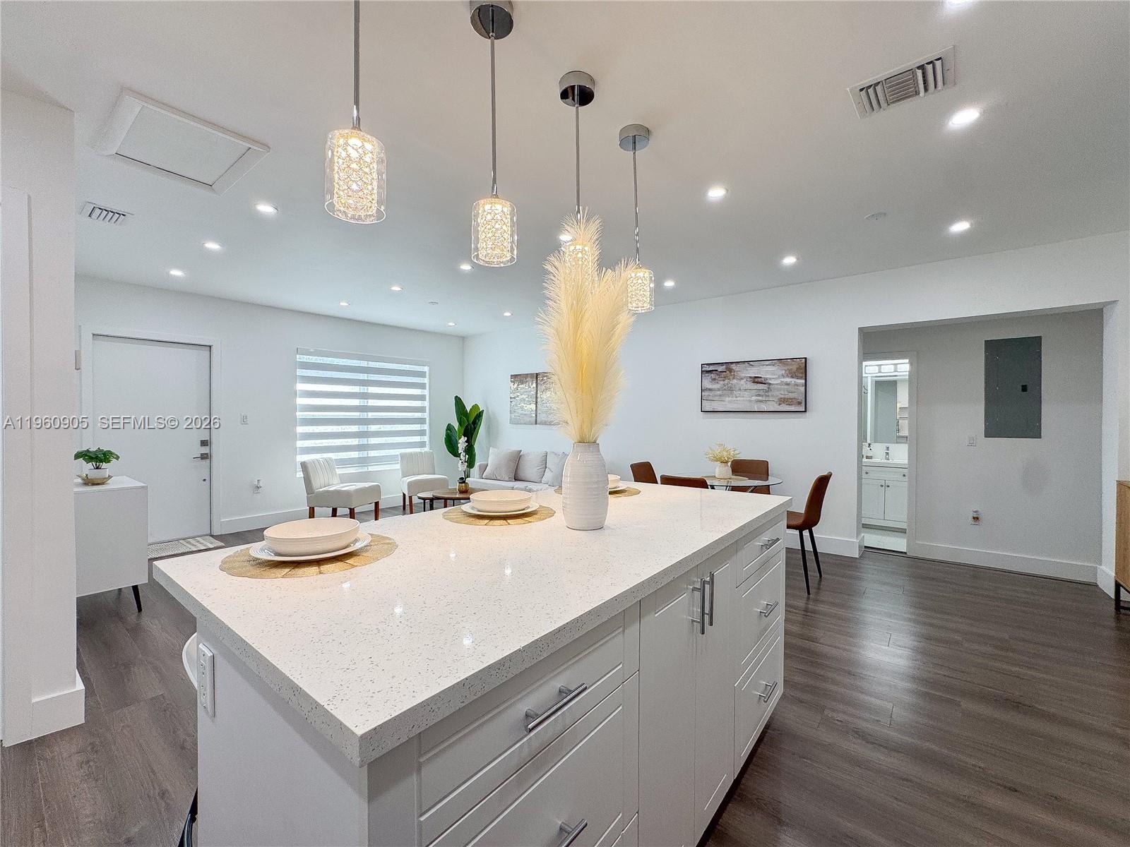 N MIAMI ESTATES - Residential