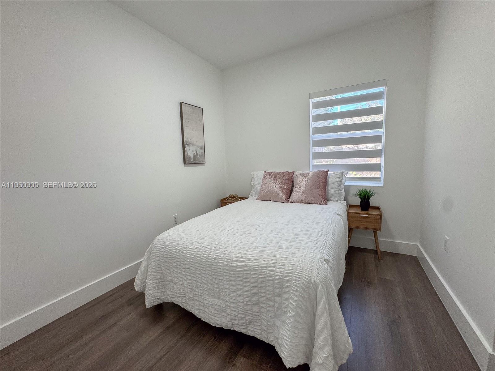 N MIAMI ESTATES - Residential