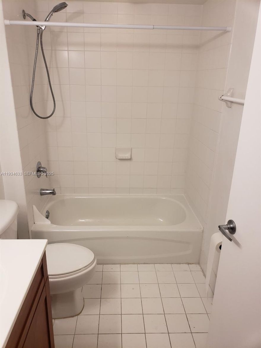 Amazing 2/2 with excellent view FOR SALE CORNER UNIT with huge balcony and excellent view, laminate wood floor, SS appliances, walk-in closet, huge Terrazo, corner unit, Boutique 14 story building with 90 unique residences located 5 minutes from Downtown and Brickell. Location is excellent, unit has bee kept in pristine condition, 2 bed/ 2 bath with a huge private terrace overlooking the beautiful Miami Skyline. Stainless steel appliances, cherry wood kitchen cabinets. Washer/dryer inside unit, nice walk in closets, beautiful wood flooring throughout. Gym, pool, and management on site. Night-time security, Amazon locker in the lobby. Easy parking in the streets. Unit comes with 1 assigned parking