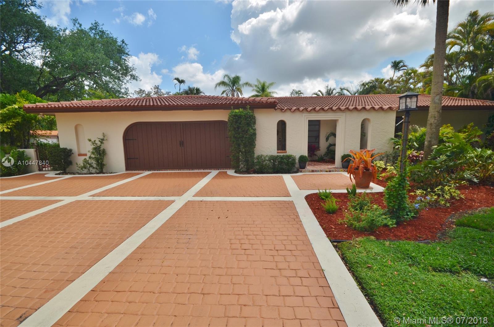 MIAMI LAKES SEC 5 - Residential