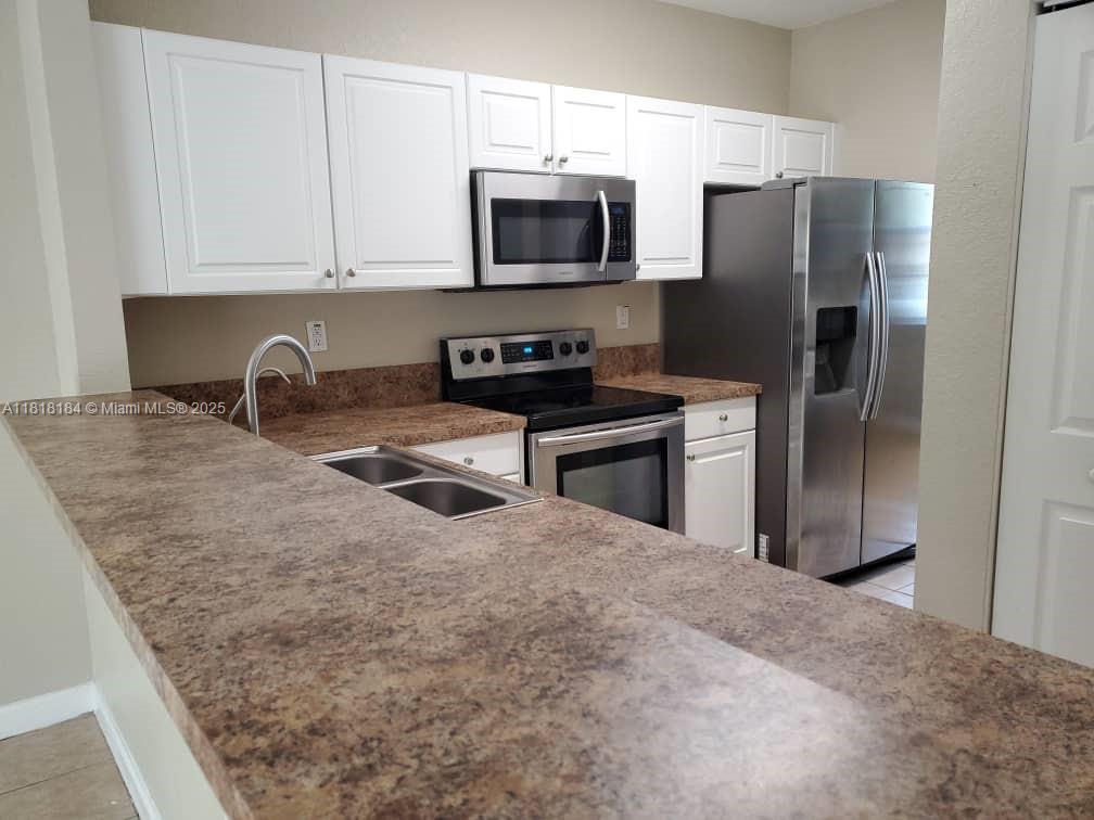 VILLAS AT CARMEL - Residential Lease