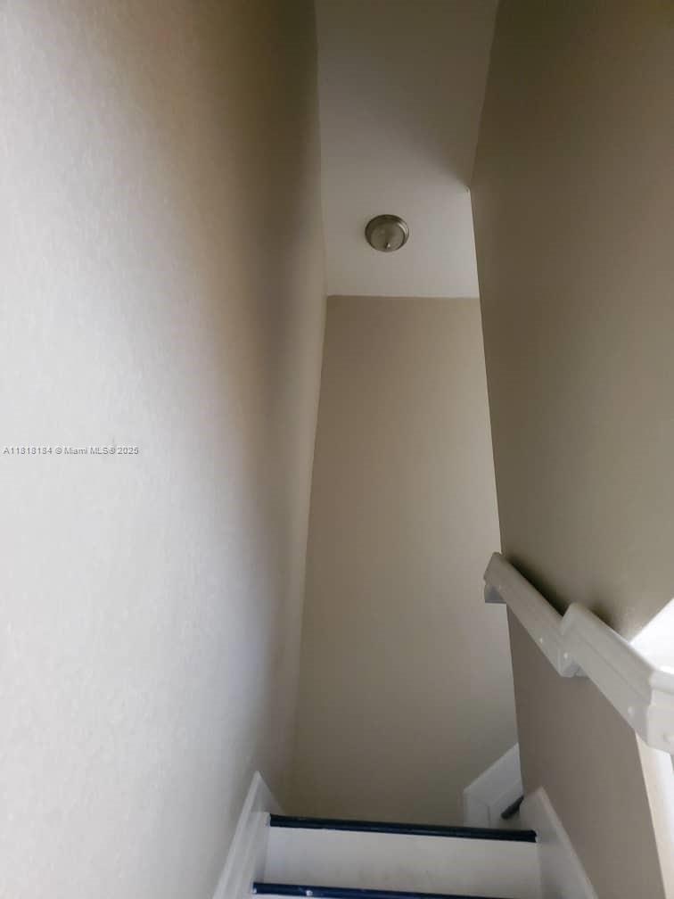 VILLAS AT CARMEL - Residential Lease