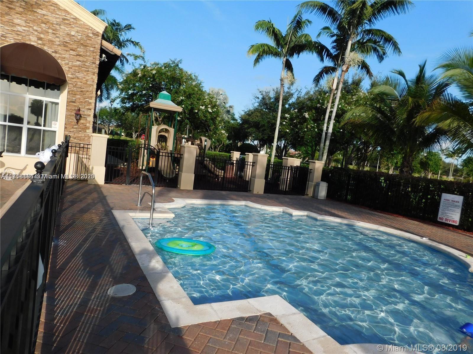 VILLAS AT CARMEL - Residential Lease
