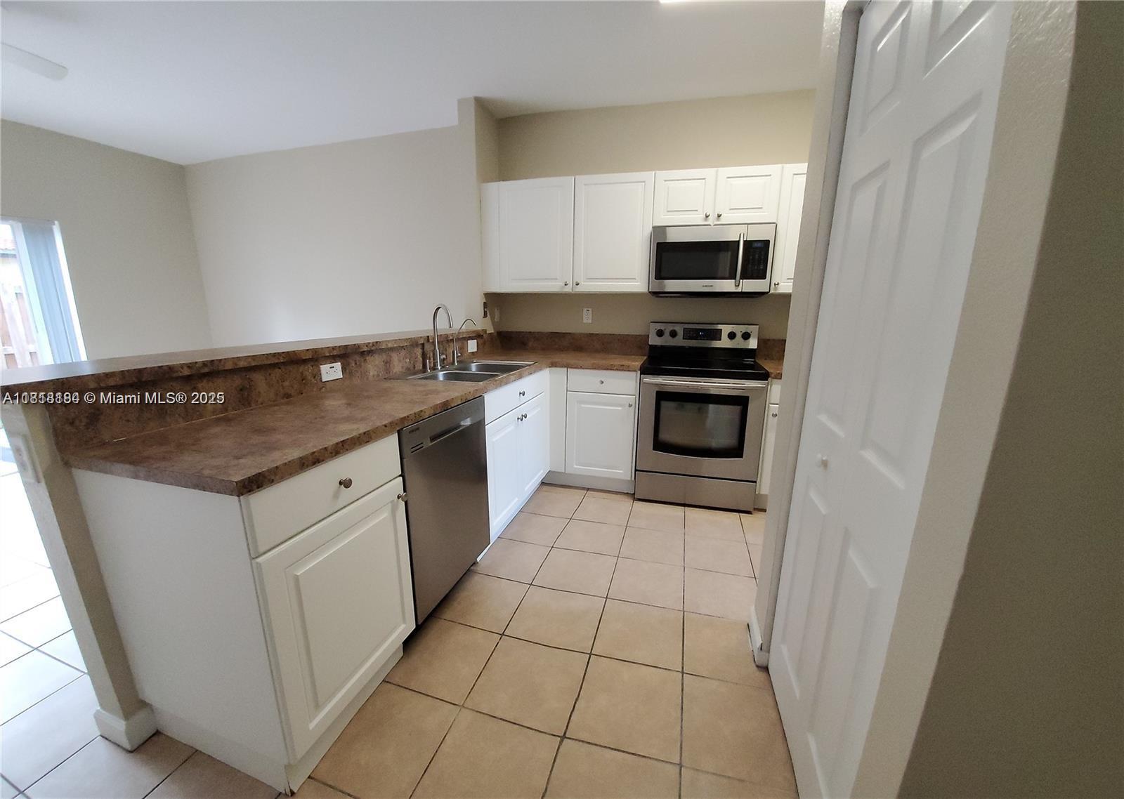 VILLAS AT CARMEL - Residential Lease