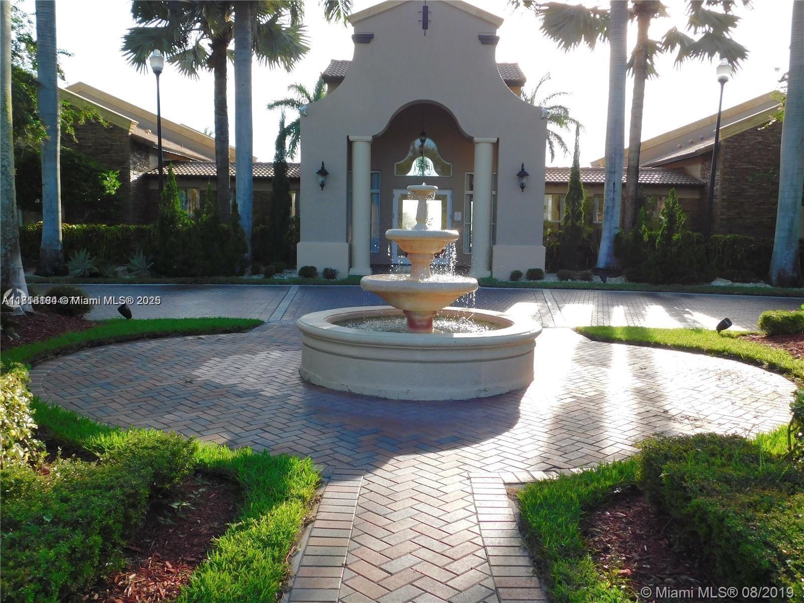 VILLAS AT CARMEL - Residential Lease