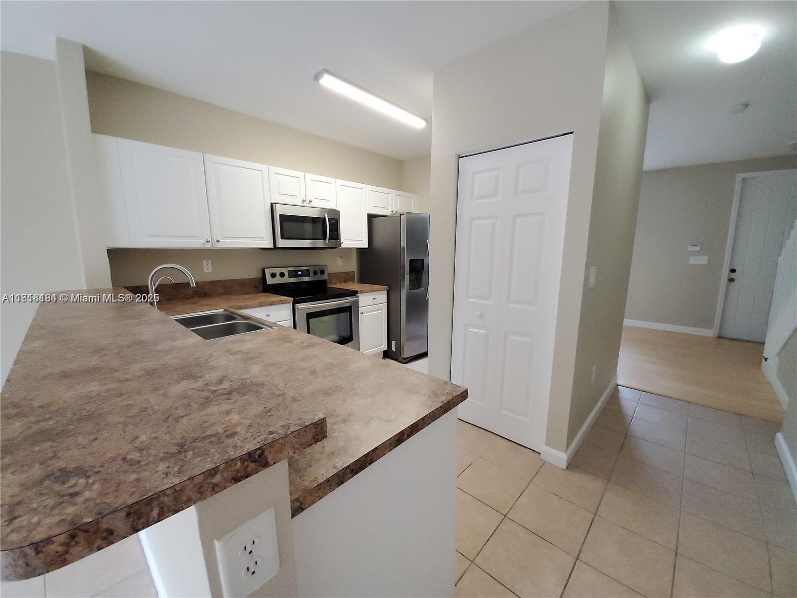 VILLAS AT CARMEL - Residential Lease