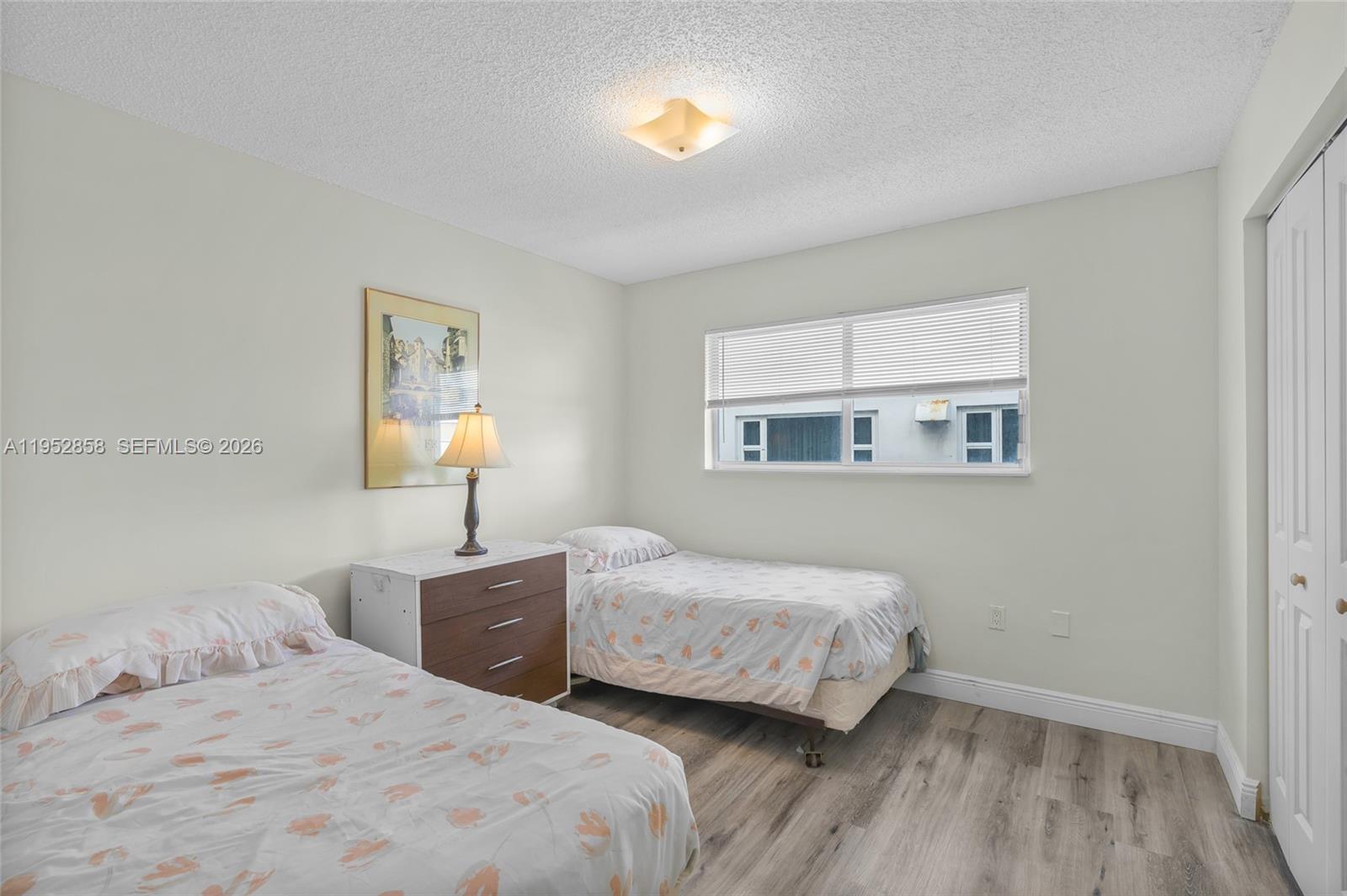 KING RICHARD CONDO - Residential Lease