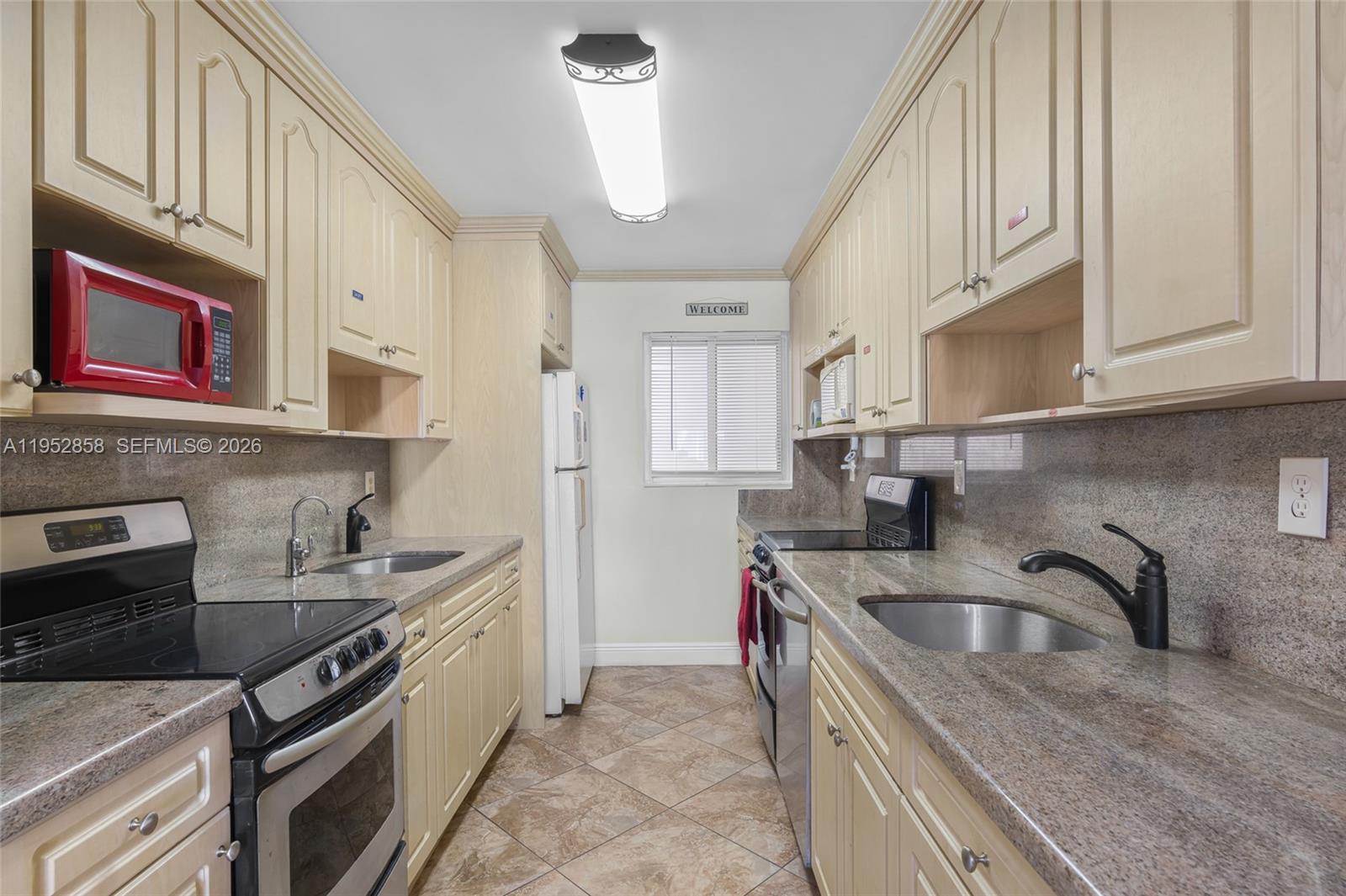 KING RICHARD CONDO - Residential Lease