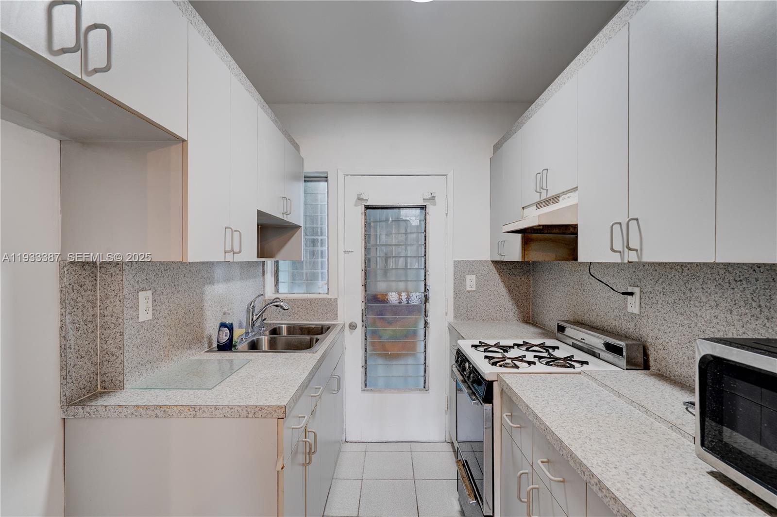 PEN-TEN CO-OP APTS INC - Residential